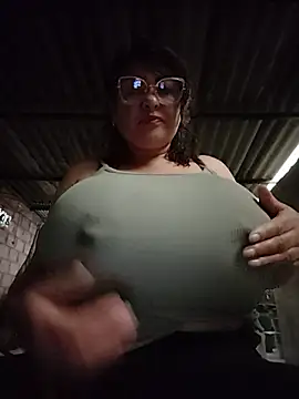 AlexxiaaMat online show from July 15, 2026, 11:06 am