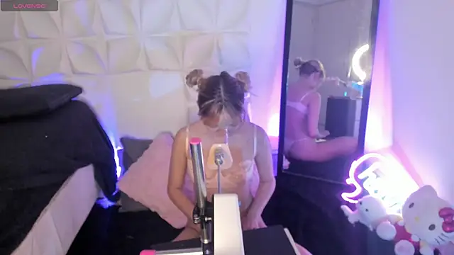 JuliethMoss online show from September 12, 2025, 9:03 pm