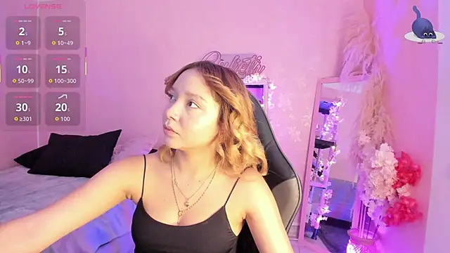 Snapshot of JuliethMoss chatting on March 7, 2026, 6:13 pm JuliethMoss online show from March 7, 2026, 6:13 pm