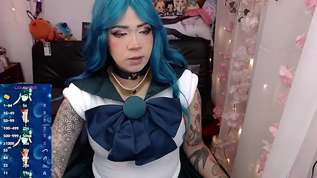 jadedelux  online show from April 27, 2026, 7:23 pm