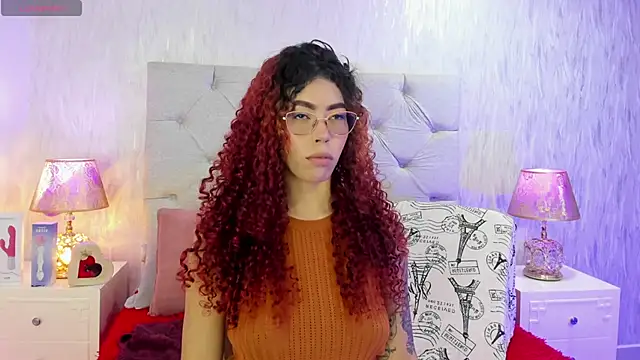 Pamelamiler   online show from February 2, 2026, 1:32 pm