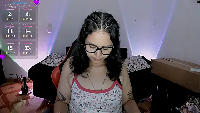 lila kitty81 online show from April 30, 2026, 11:42 pm