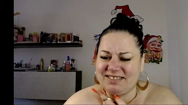 andreea2011 online show from March 18, 2026, 7:33 am