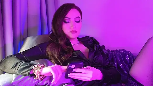 AliceJameson online show from November 10, 2025, 8:47 pm