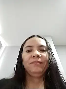 Cami Konor online show from November 5, 2025, 7:06 pm