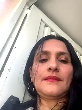 kataleya 29 online show from October 4, 2025, 7:37 pm