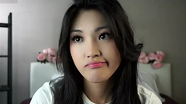 FancyEsten online show from September 19, 2025, 7:34 am