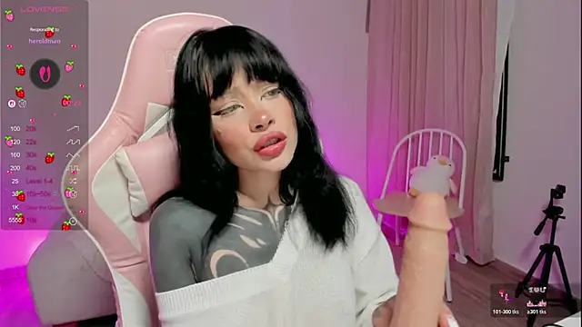 AlinaLukyanova online show from November 8, 2025, 4:49 am