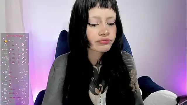 Snapshot of AlinaLukyanova chatting on March 8, 2026, 5:11 am AlinaLukyanova online show from March 8, 2026, 5:11 am