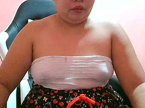 Snapshot of fresh_rosie chatting on July 26, 2026, 4:47 pm fresh rosie online show from July 26, 2026, 4:47 pm