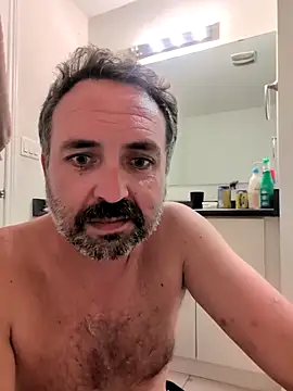 cloudymatt online show from October 15, 2025, 6:33 am