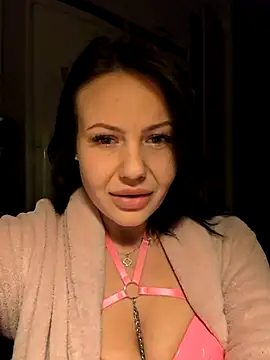 SwedishBaabe online show from October 16, 2025, 5:32 pm