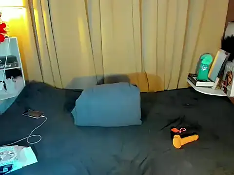 Snapshot of maegan_fox chatting on February 28, 2026, 6:13 am maegan fox online show from February 28, 2026, 6:13 am