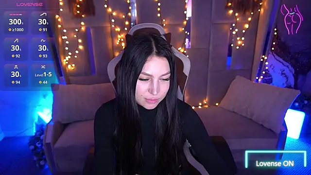 EliseVelour online show from February 12, 2026, 2:06 pm