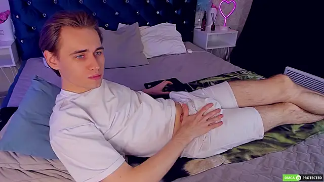 WilliamDyson online show from October 4, 2025, 3:08 am