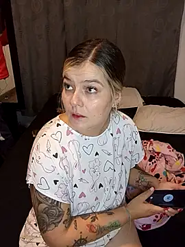 Fernandar2025 online show from October 24, 2025, 2:10 am