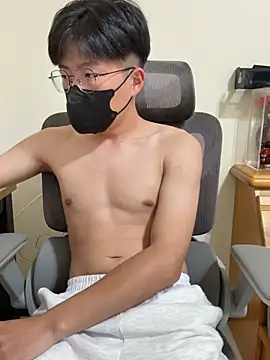 Allen20y online show from July 12, 2026, 1:12 pm