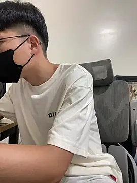 Allen20y online show from June 24, 2026, 2:59 pm