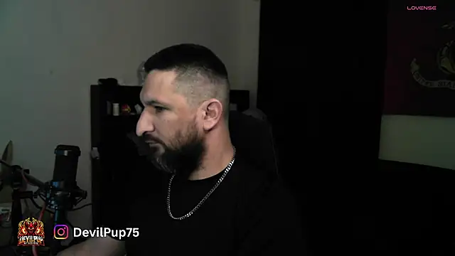 Snapshot of DevilPup75_ chatting on May 26, 2026, 6:44 am DevilPup75 online show from May 26, 2026, 6:44 am