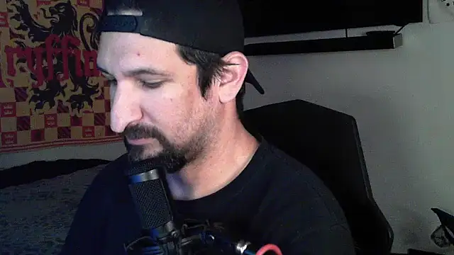 DevilPup75  online show from September 23, 2025, 3:24 am