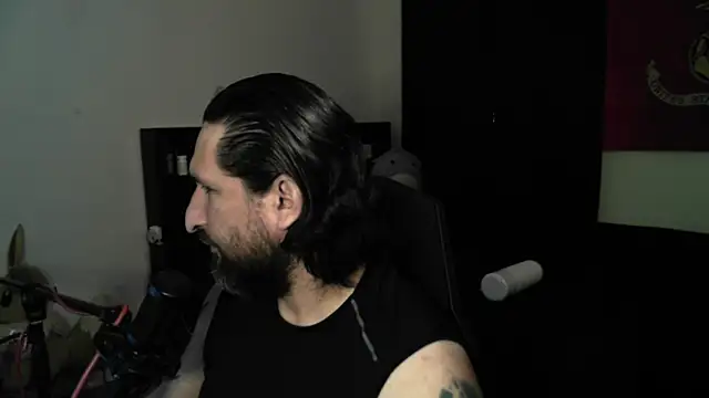Snapshot of DevilPup75_ chatting on May 23, 2026, 4:06 pm DevilPup75 online show from May 23, 2026, 4:06 pm