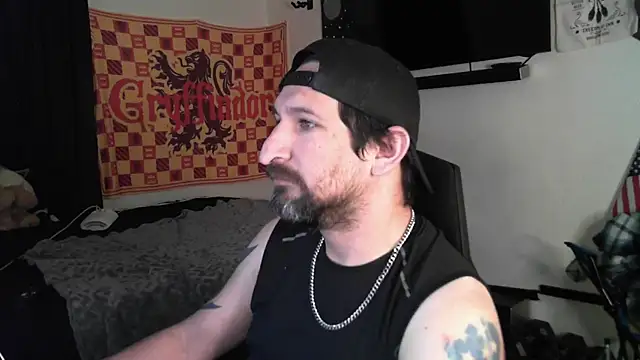 DevilPup75  online show from October 11, 2025, 12:33 am