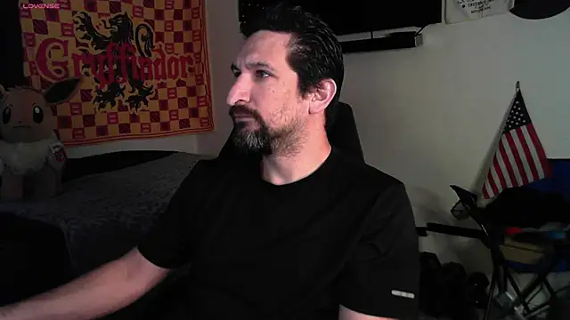 DevilPup75  online show from October 3, 2025, 3:09 am