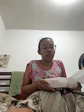 Valen1800 online show from May 29, 2026, 3:34 am