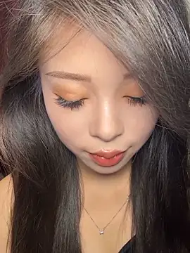 tuanzi125216 online show from October 14, 2025, 8:04 am