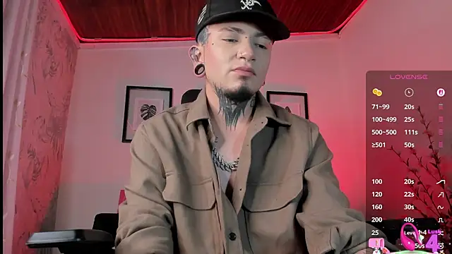 tyler jones  online show from October 9, 2025, 4:24 am