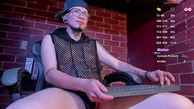 tyler jones  online show from May 3, 2026, 5:56 am