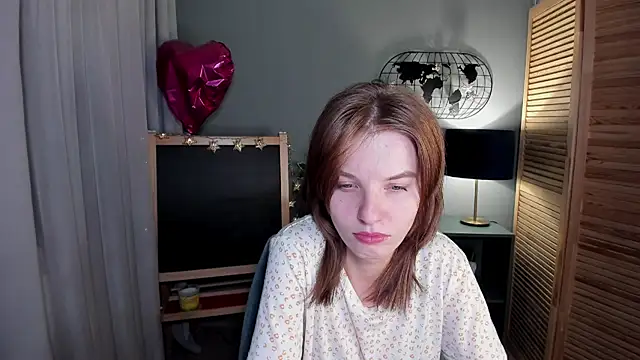 Madelaineses online show from October 12, 2025, 10:27 am