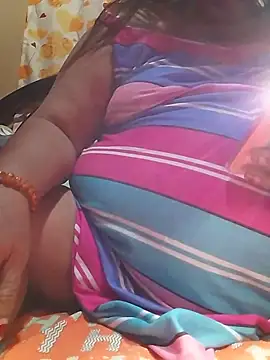Huge mama69 online show from July 31, 2026, 1:32 pm