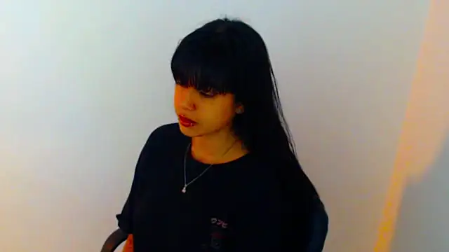 Snapshot of meganmiauu chatting on August 2, 2026, 1:37 am meganmiauu online show from August 2, 2026, 1:37 am
