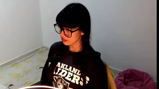 Snapshot of meganmiauu chatting on May 20, 2026, 10:40 pm meganmiauu online show from May 20, 2026, 10:40 pm