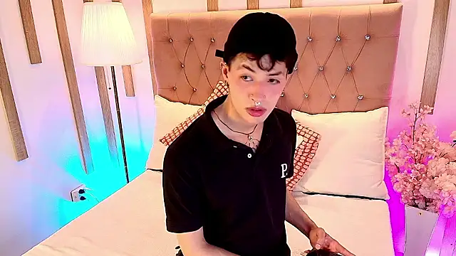 OzorioDany online show from March 11, 2026, 3:55 am