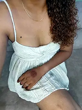 Tamilpallavi online show from May 6, 2026, 10:41 am