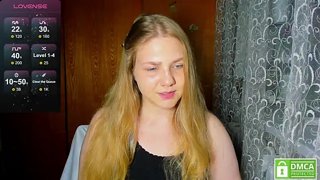 AlinaMors online show from July 4, 2026, 10:14 pm