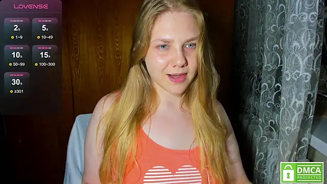 AlinaMors online show from June 12, 2026, 8:39 pm