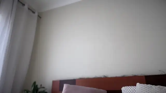 Reddgiirl online show from May 4, 2026, 8:06 am