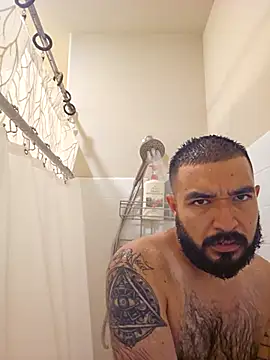 Lb228w online show from September 13, 2025, 5:24 pm