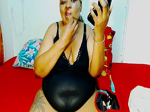 Love-Racheal75 online show from November 12, 2025, 1:54 am