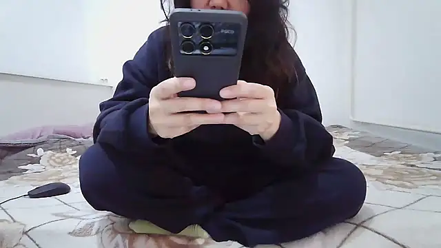 Snapshot of sakuradelreina chatting on March 6, 2026, 7:58 am sakuradelreina online show from March 6, 2026, 7:58 am