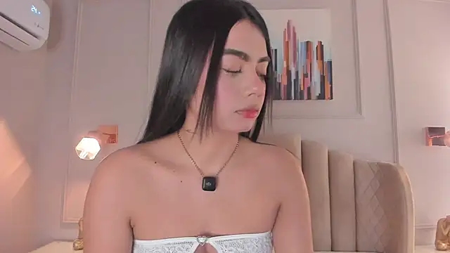 mia kisses2 online show from August 5, 2026, 4:28 am