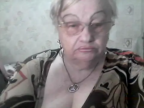 NatalieNorth online show from June 18, 2026, 10:15 pm
