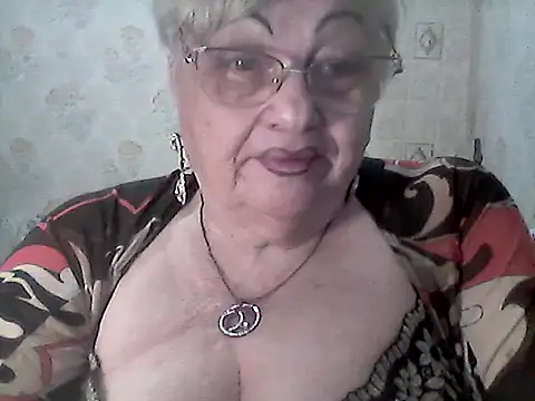 NatalieNorth online show from May 5, 2026, 11:19 pm