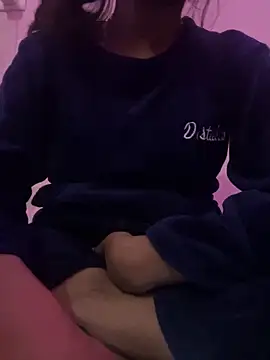 Snapshot of sakshi5533 chatting on December 18, 2025, 5:17 pm sakshi5533 online show from December 18, 2025, 5:17 pm