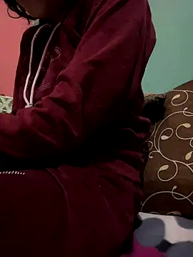 Snapshot of sakshi5533 chatting on December 22, 2025, 8:31 pm sakshi5533 online show from December 22, 2025, 8:31 pm