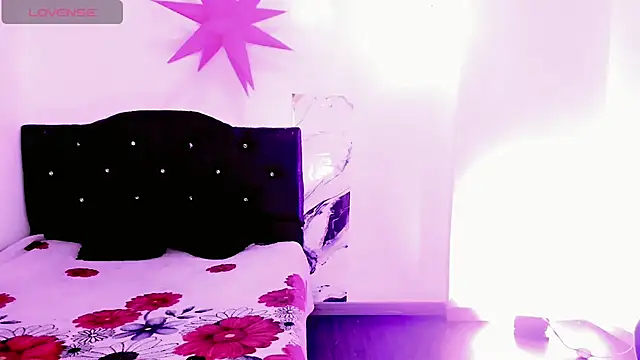 Snapshot of Rossedewitt_ chatting on July 23, 2026, 7:10 pm Rossedewitt online show from July 23, 2026, 7:10 pm
