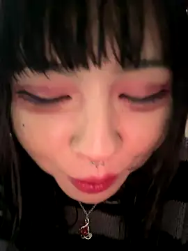 Kitty yukimura online show from October 15, 2025, 9:23 pm